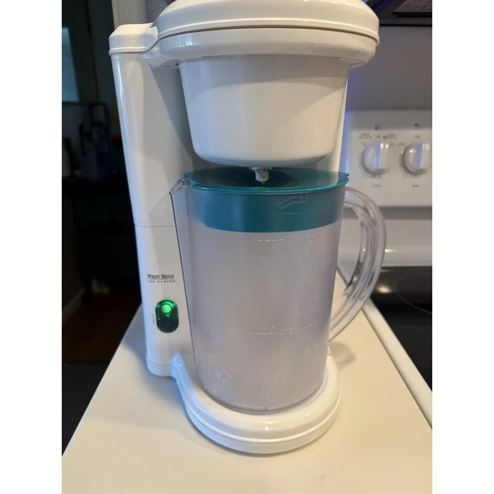 West Bend Iced Tea Maker White Electric Brewer with Pitcher Made in USA Works!!
